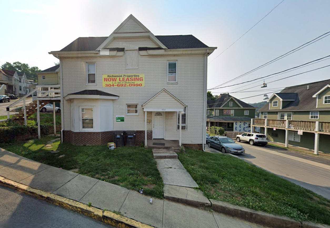 450 Dallas St #A - Photo 5 of 17