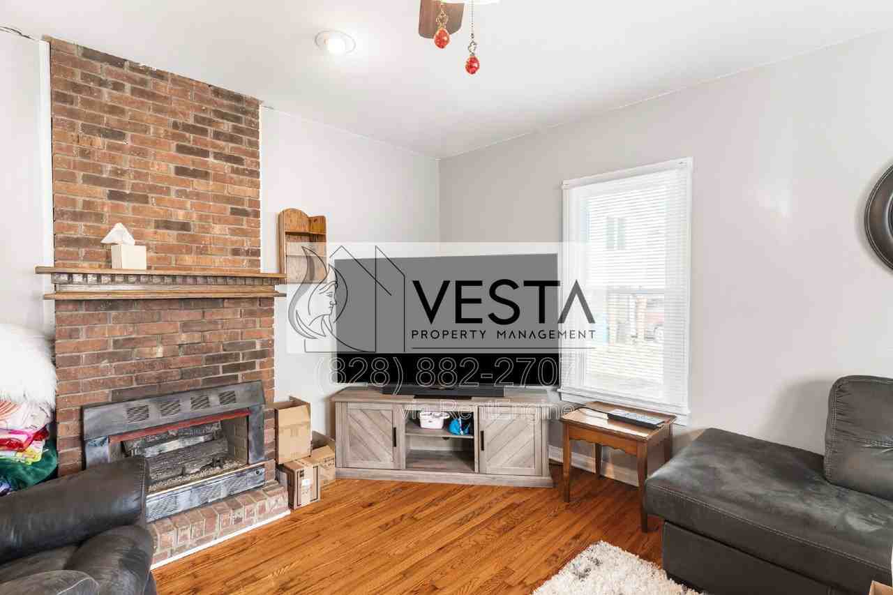 241 North Main Street - Photo 3 of 35