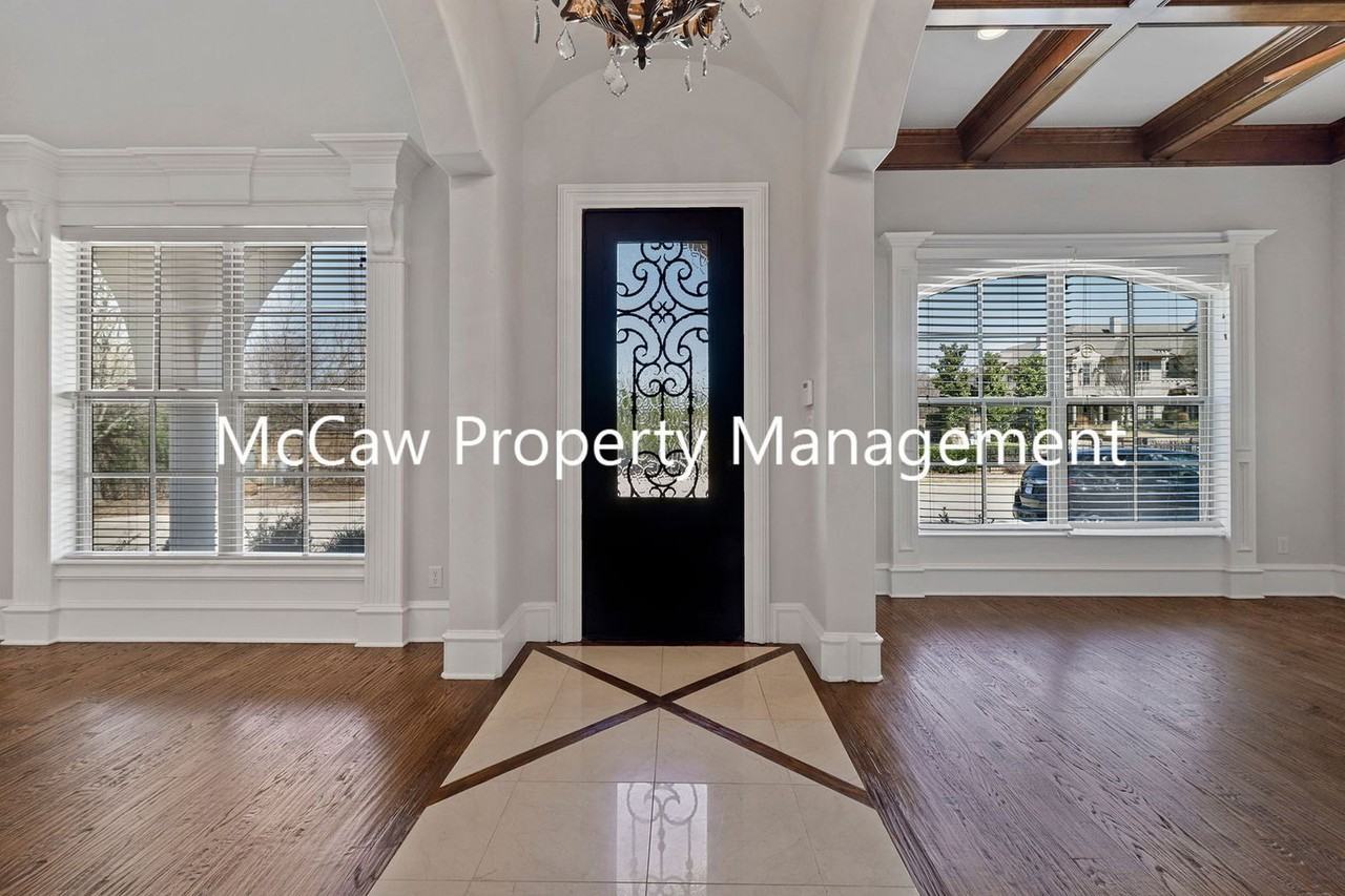 1542 Pecan Crossing Dr - Photo 3 of 22