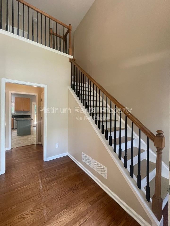 36 Ivy Mist Ln - Photo 4 of 50