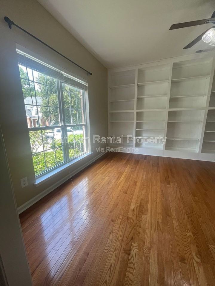 36 Ivy Mist Ln - Photo 7 of 50