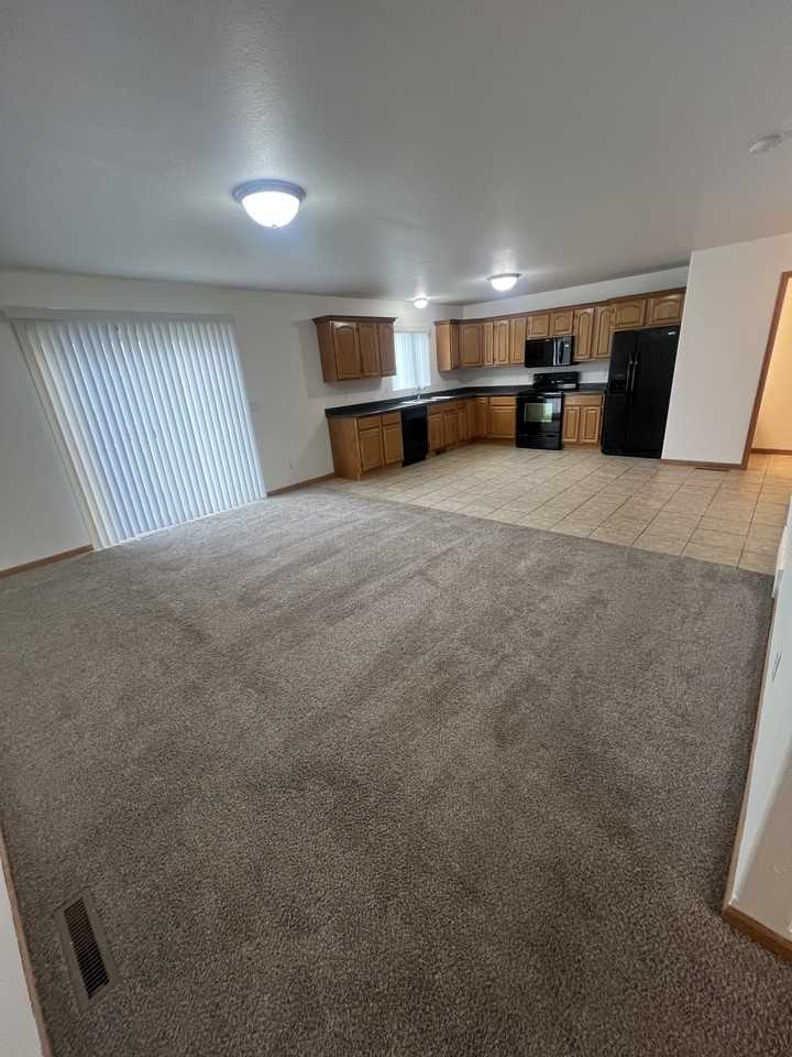 4281 Estate Dr S #1 - Photo 2 of 20