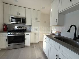 265 Center Ave #B - Photo 1 of 1