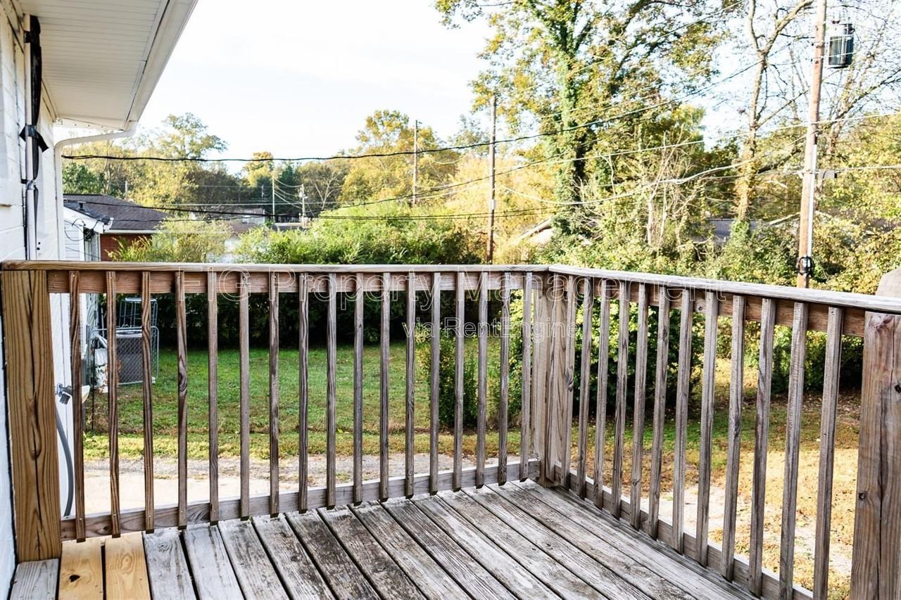 3311 Canary Ave #A - Photo 4 of 18