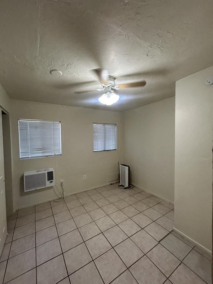 2230 North Ralph Avenue #3 - Photo 5 of 8