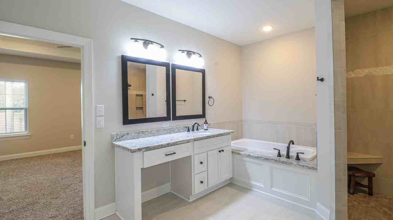 6237 Cypress - Photo 2 of 16