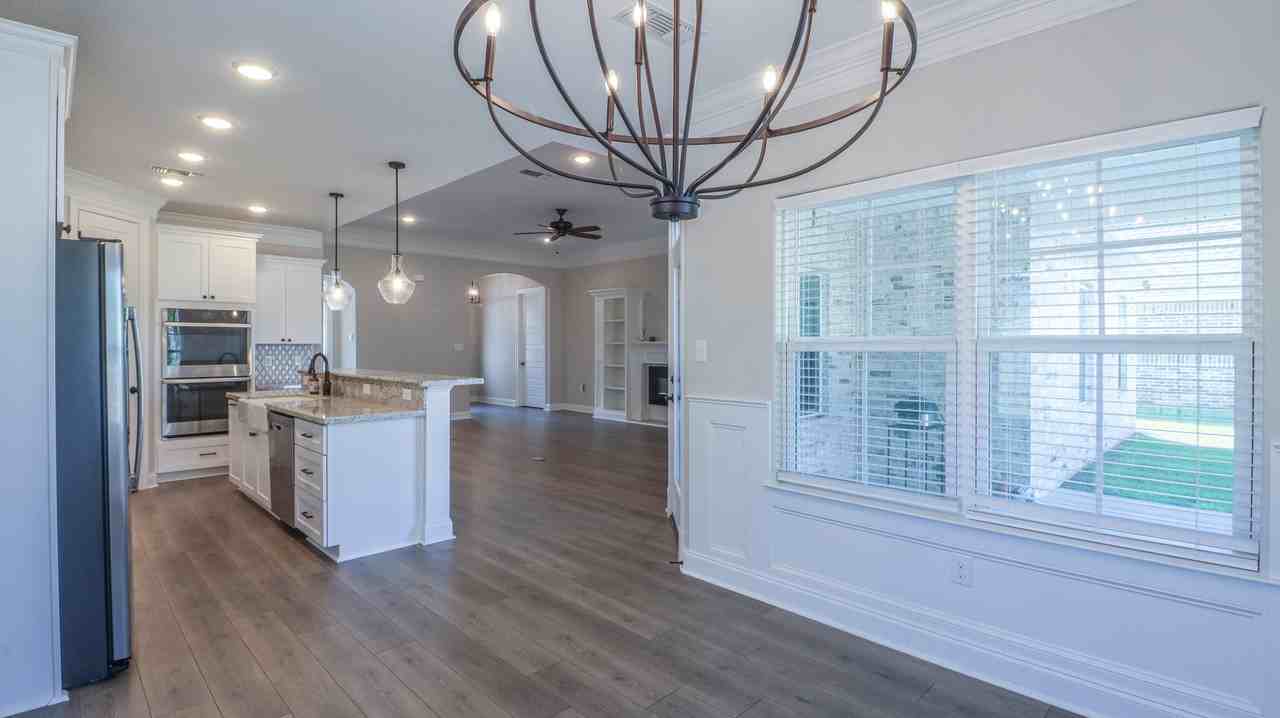 6237 Cypress - Photo 3 of 16