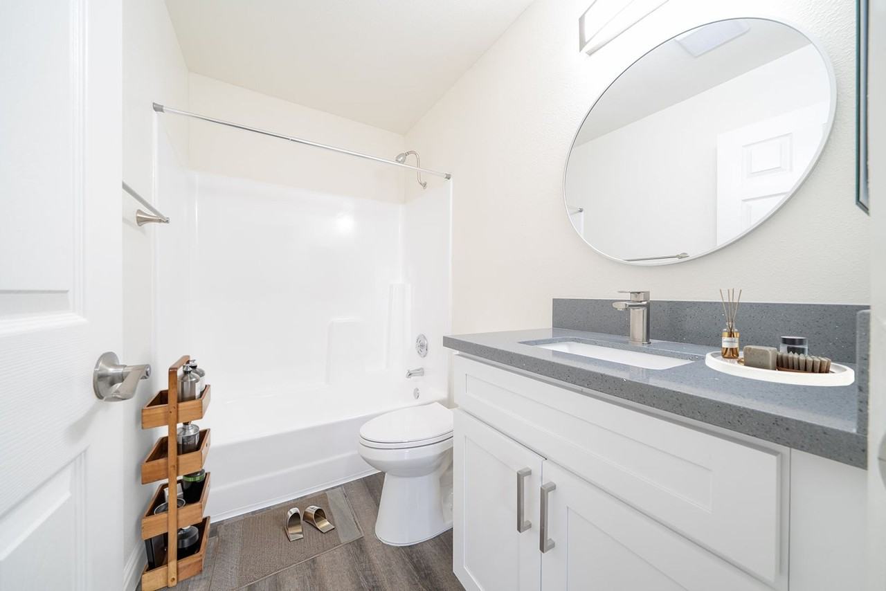 Mission View Apartments - Photo 6 of 17