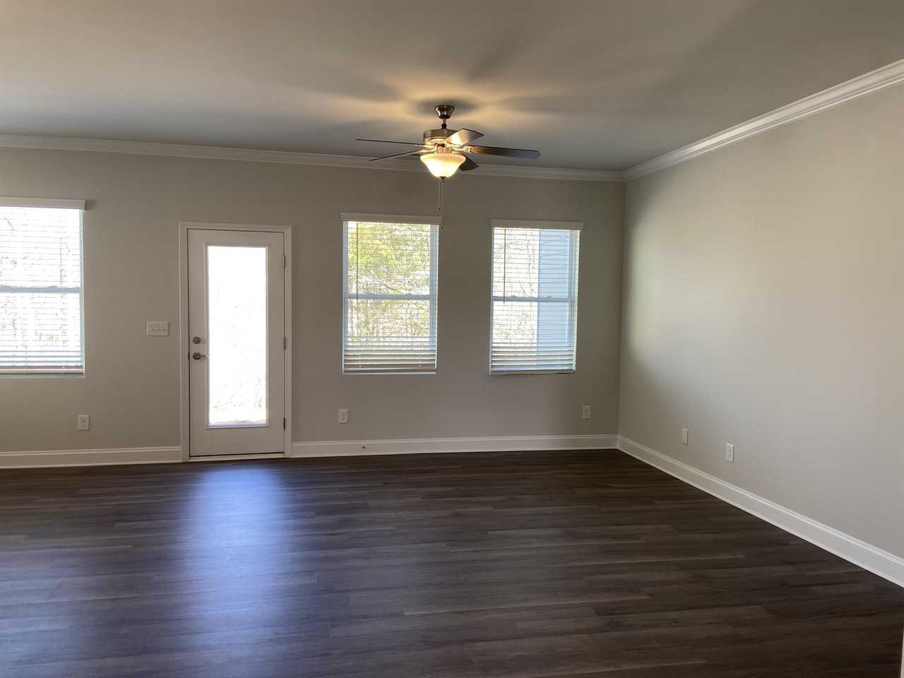 4909 Helmsworth Dr #14985854 - Photo 6 of 13