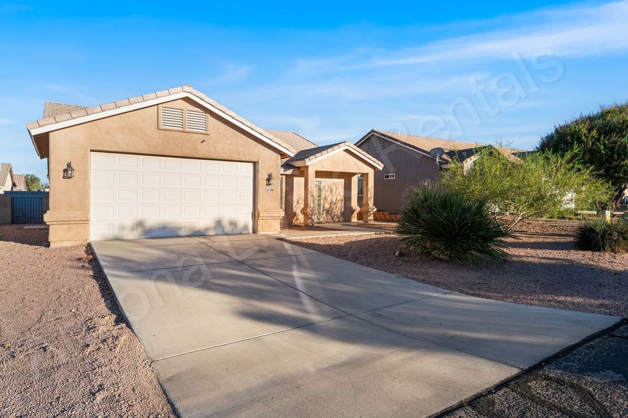 3148 North Rainbow Drive - Photo 2 of 27