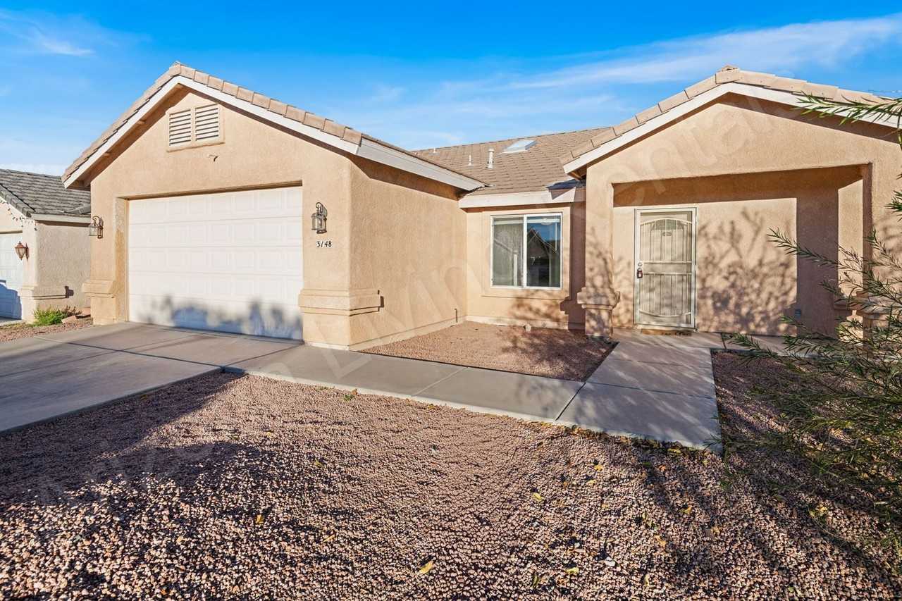 3148 North Rainbow Drive - Photo 4 of 27