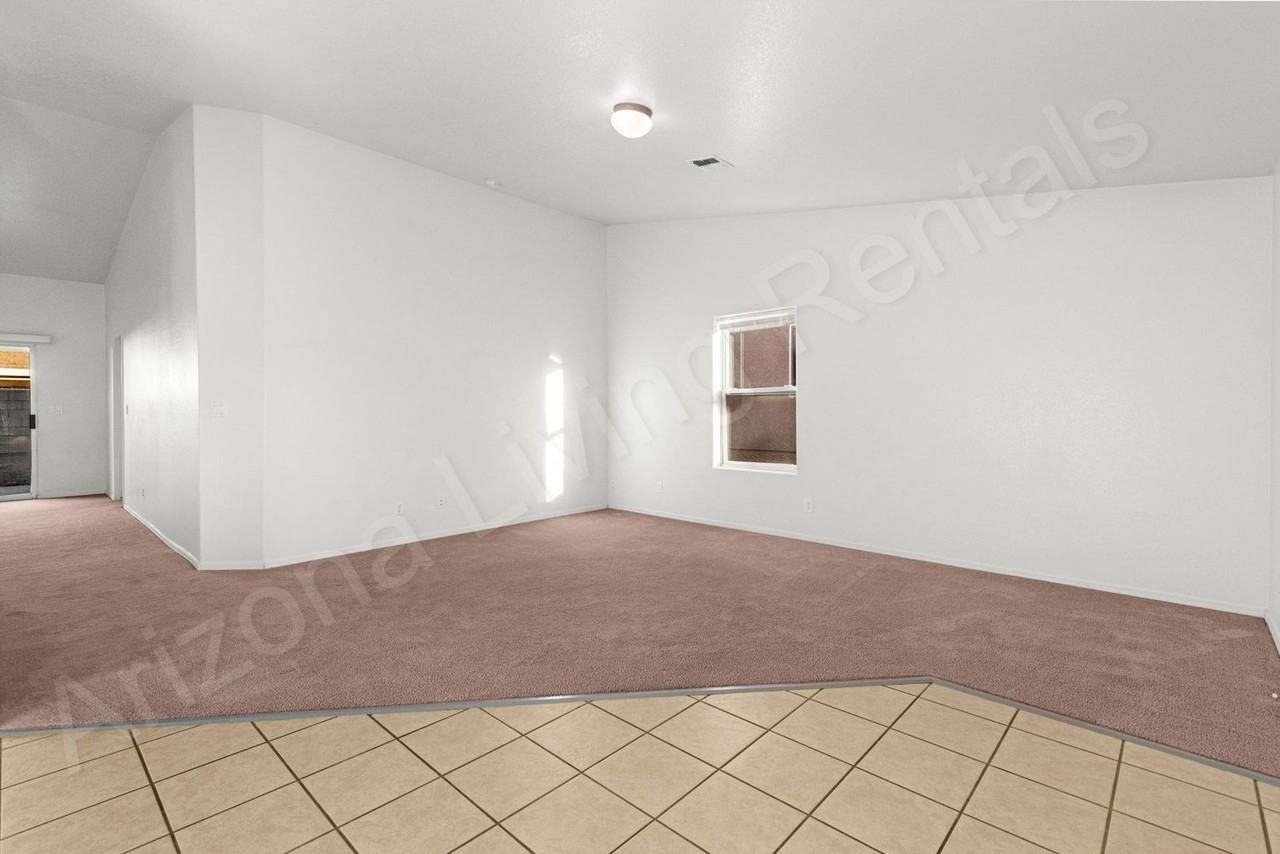 3148 North Rainbow Drive - Photo 6 of 27