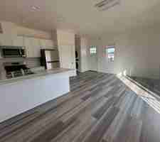 featured image of 461 Arnos St