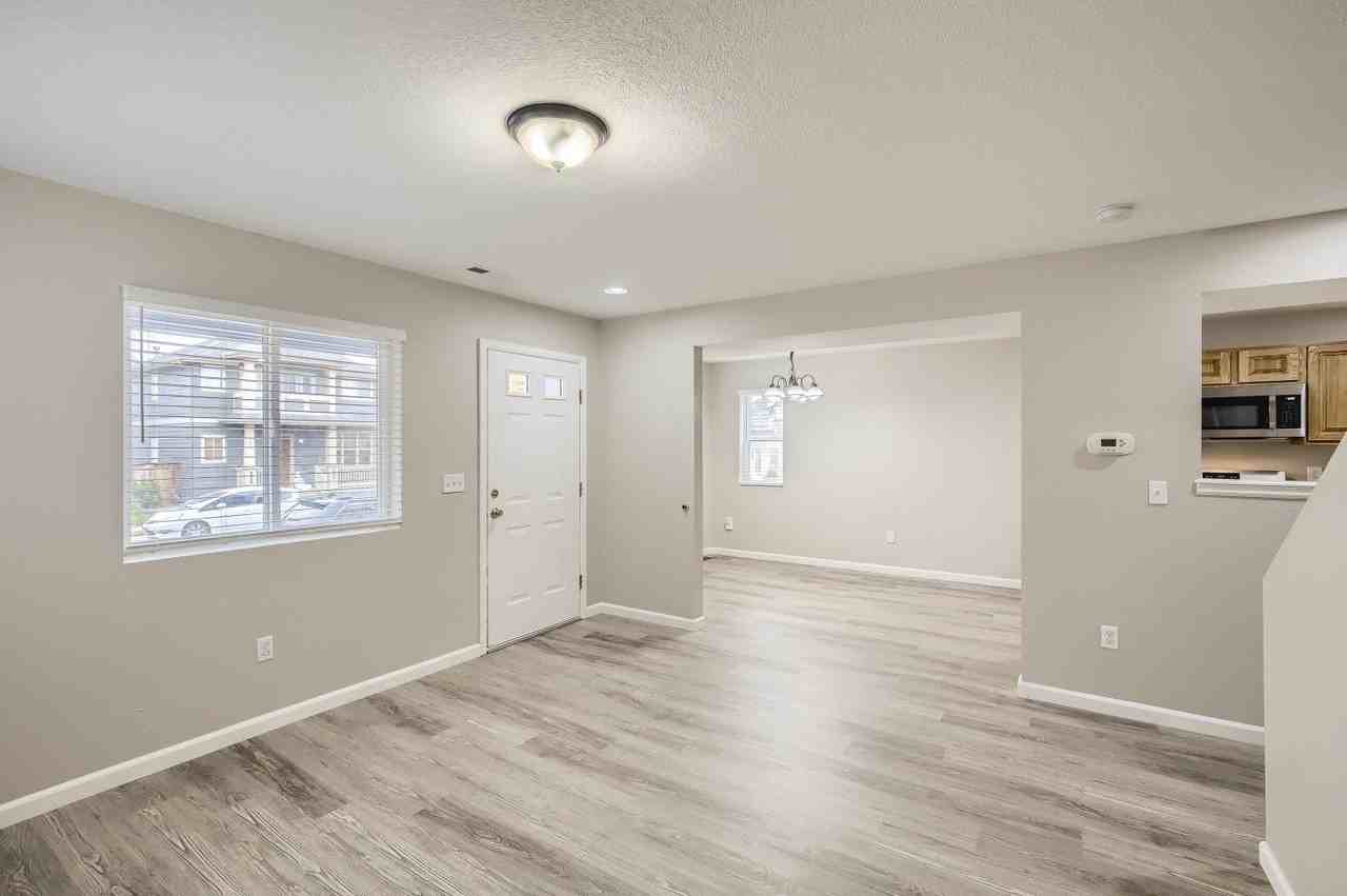 303 Sweet Valley Ct - Photo 6 of 24