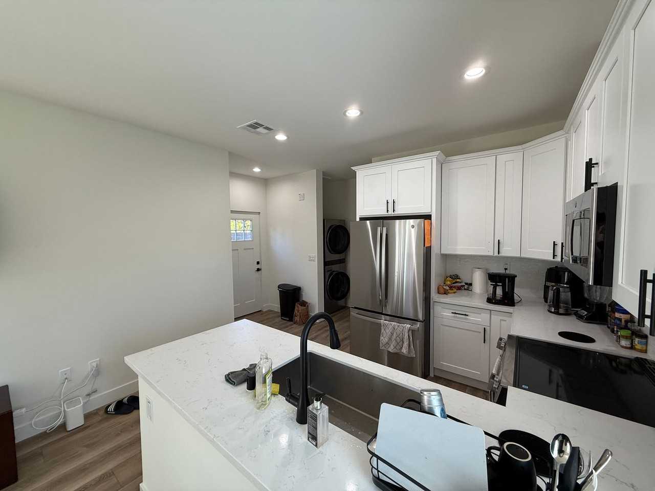 6257 Stewart St - Photo 4 of 15