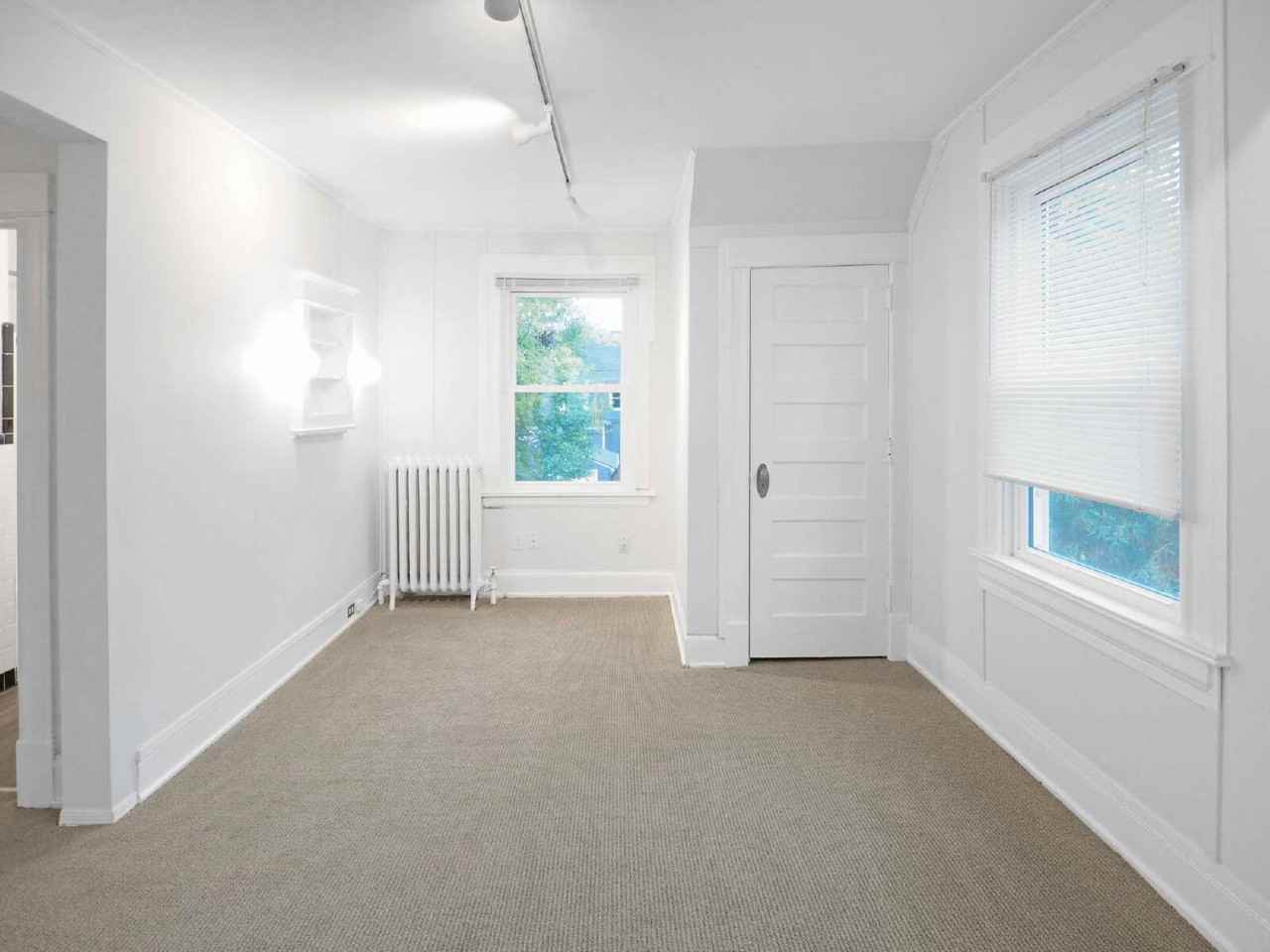 3035 Irving Avenue South #2 - Photo 5 of 18