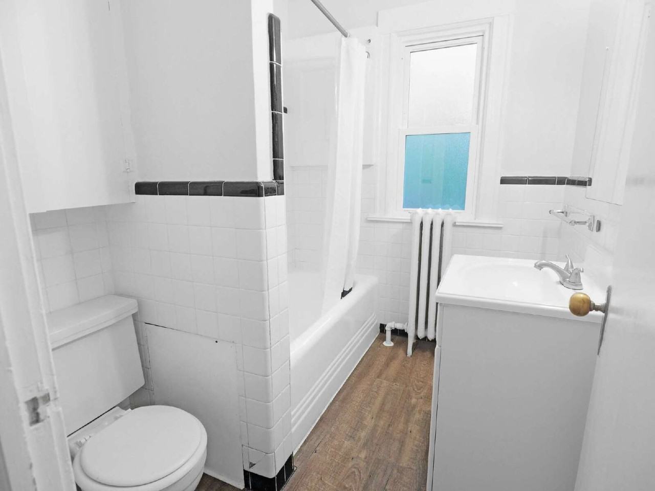 3035 Irving Avenue South #2 - Photo 6 of 18