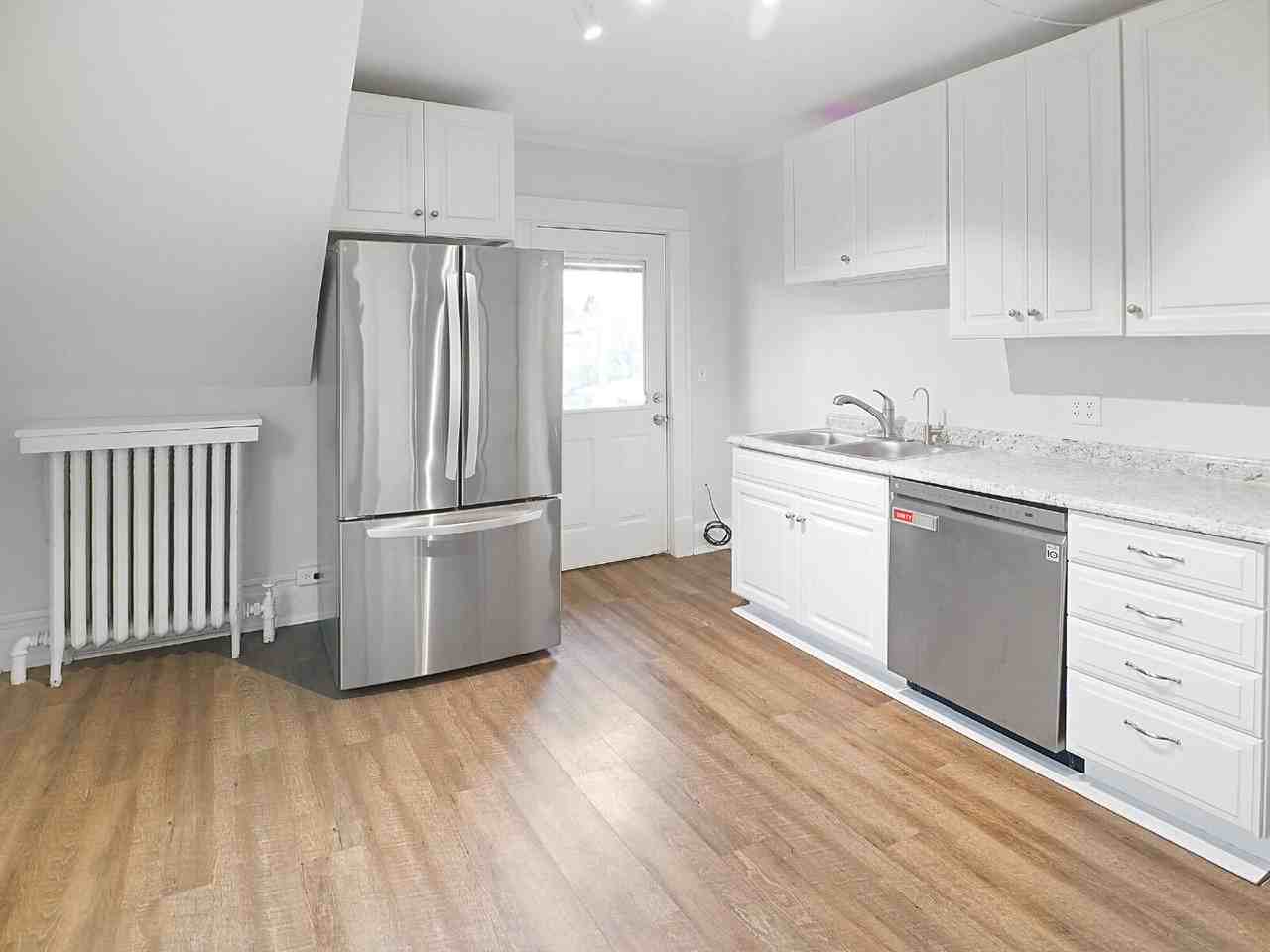 3035 Irving Avenue South #2 - Photo 7 of 18