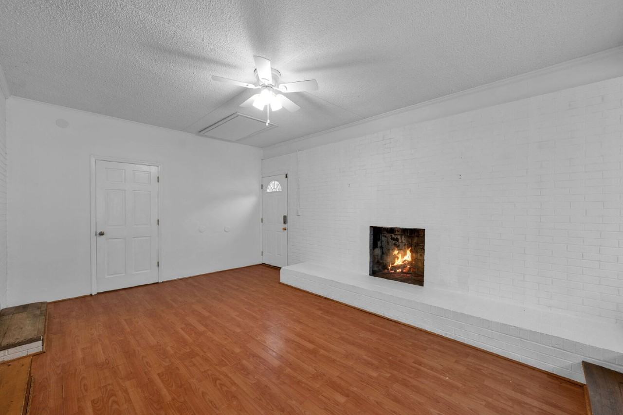 212 Ebon Rd - Photo 4 of 30