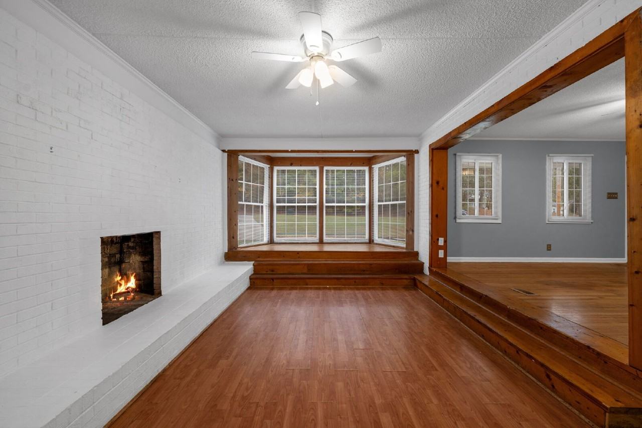 212 Ebon Rd - Photo 6 of 30