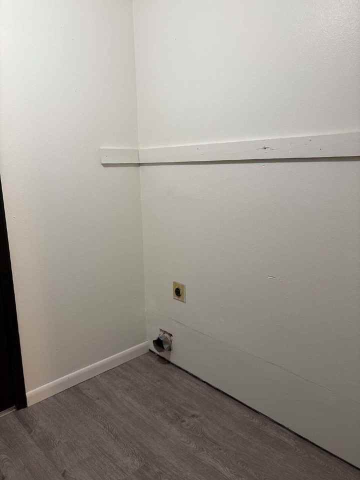 842 Bennett Ave - Photo 7 of 12