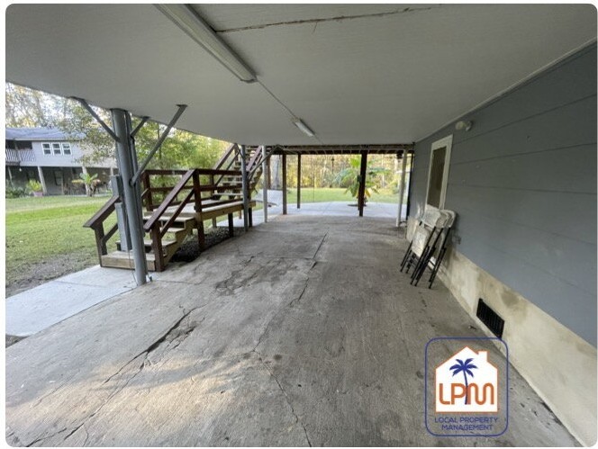 121 Waters Ct - Photo 3 of 22