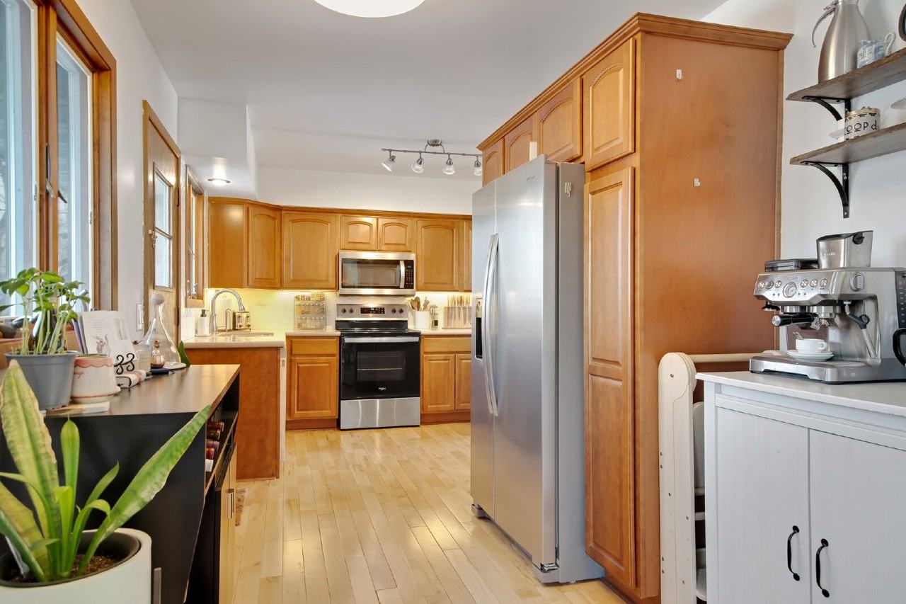 3109 Wendhurst Avenue - Photo 7 of 20