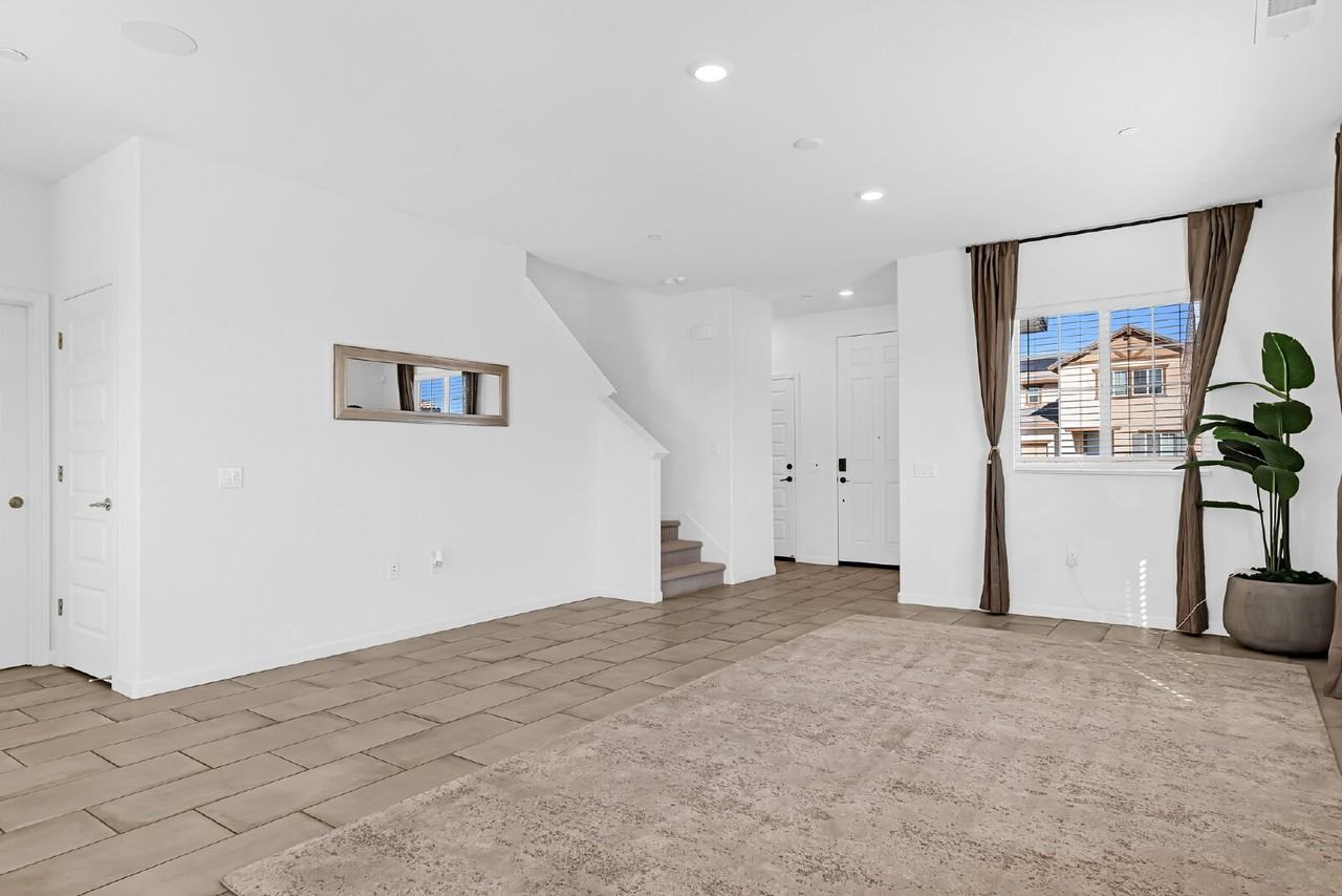 1266 Bray Drive - Photo 7 of 33