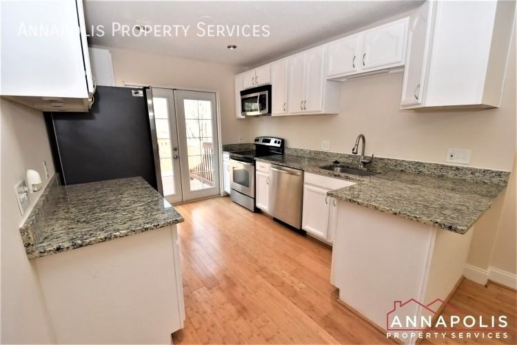 508 Greenblades Ct - Photo 2 of 20