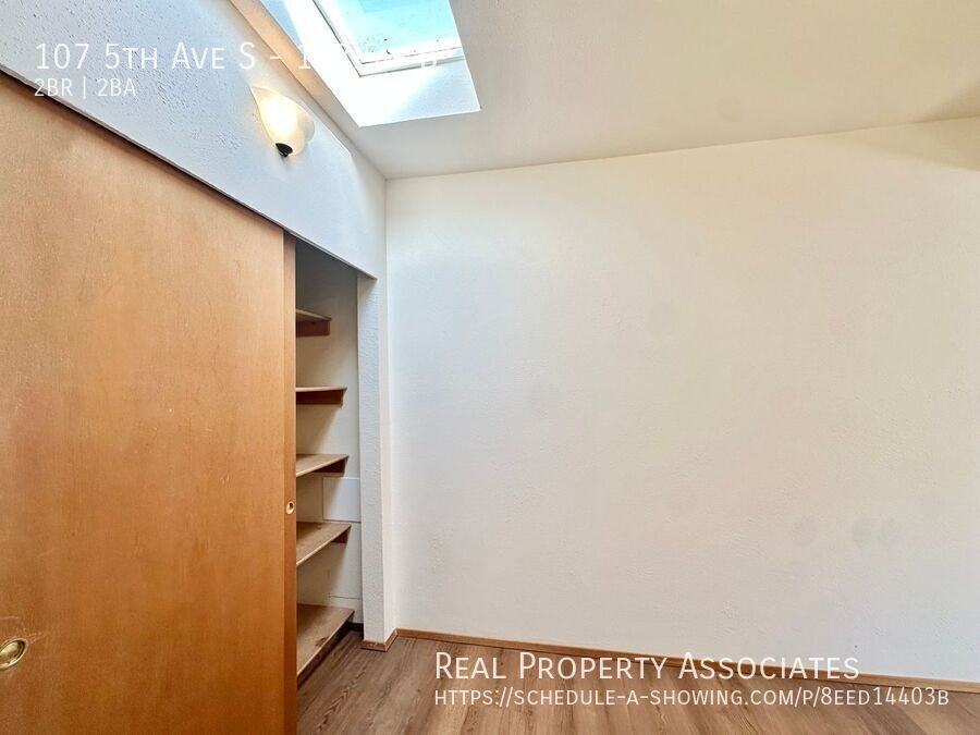 107 5th Ave S #B - Photo 3 of 24