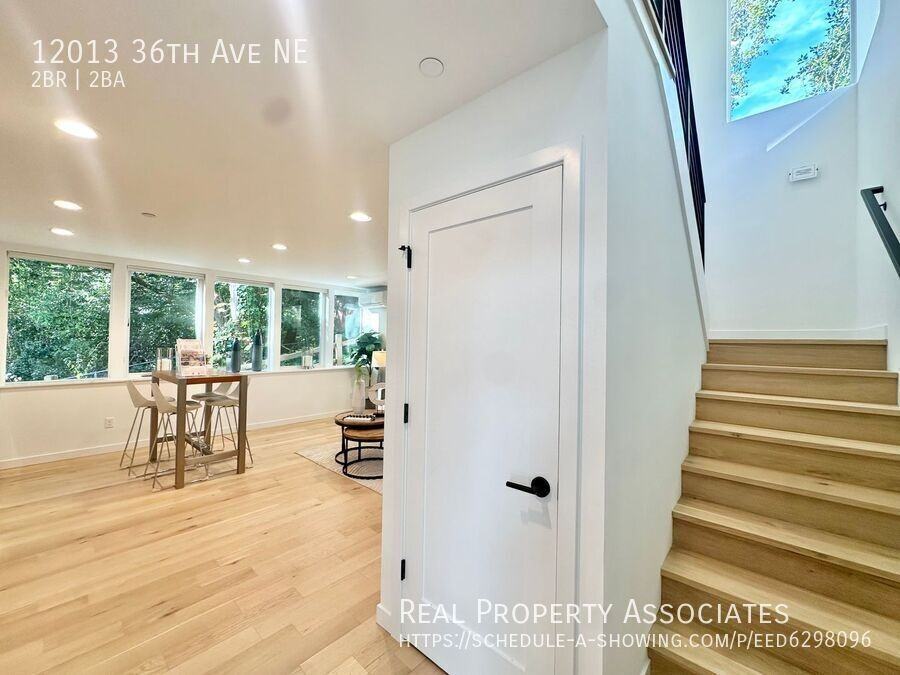 12013 36th Ave Ne - Photo 3 of 21