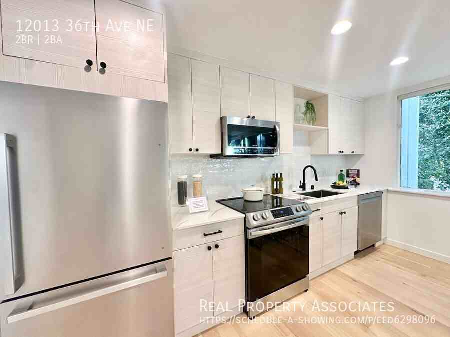 12013 36th Ave Ne - Photo 7 of 21