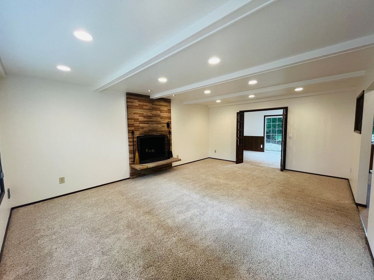 7155 Sw Alden St - Photo 5 of 37