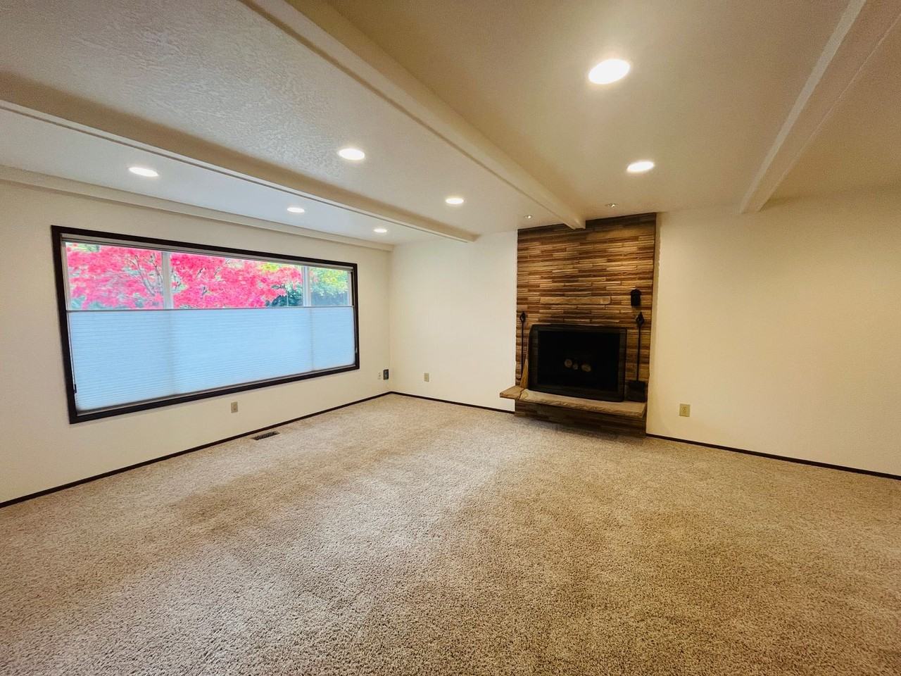 7155 Sw Alden St - Photo 7 of 37