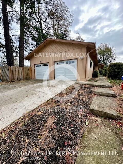 1416 Se 4th St - Photo 2 of 29