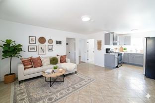 2718 Alsace Ave - Photo 1 of 1