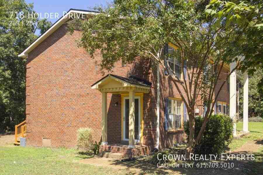 718 Holder Dr - Photo 3 of 26