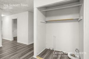 featured image of 304 Sunset Trl