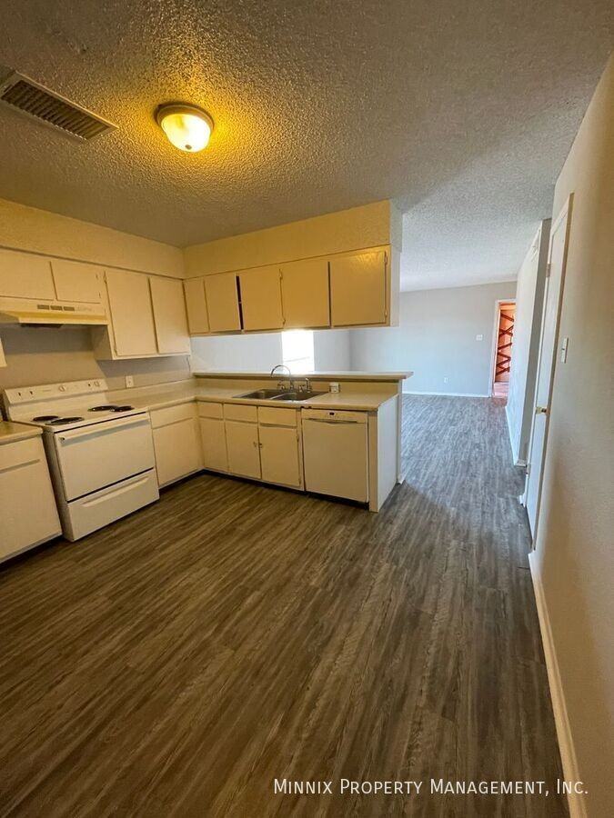 3007 W Louisiana Ave #12 - Photo 7 of 19