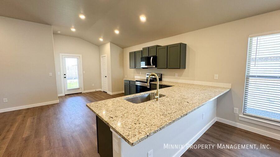 2136 Kokomo Avenue - Photo 6 of 18