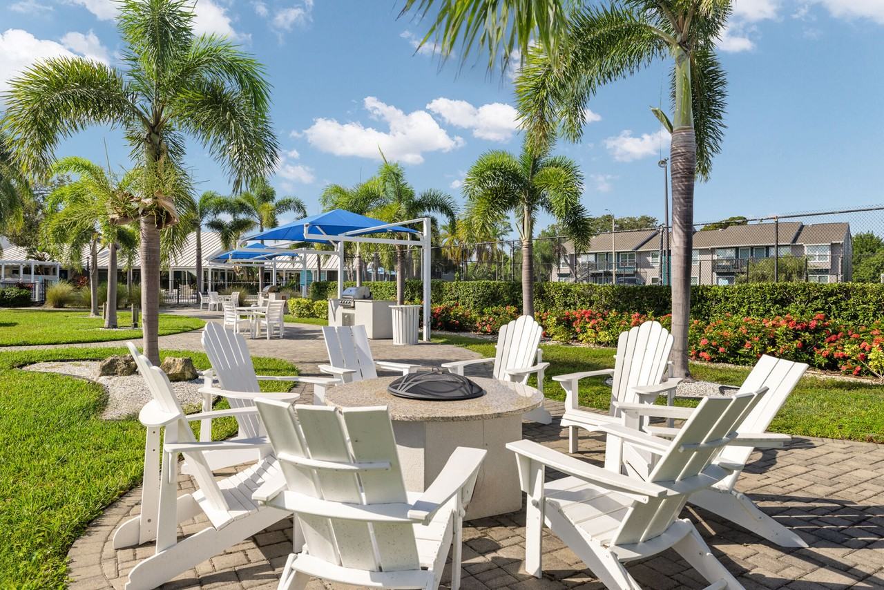 Trellis at the Lakes - Photo 5 of 31