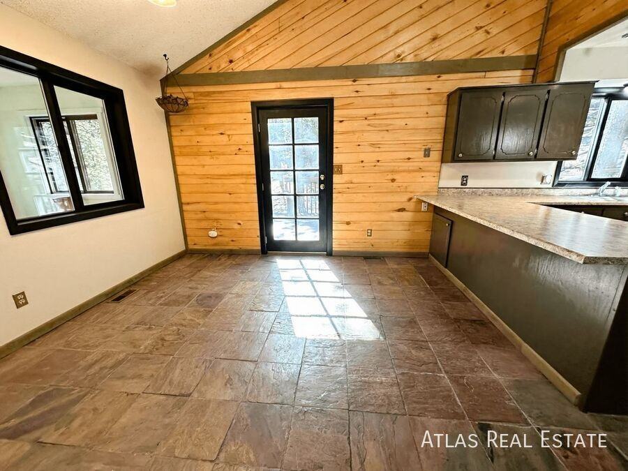 1309 West Browning Avenue - Photo 2 of 29