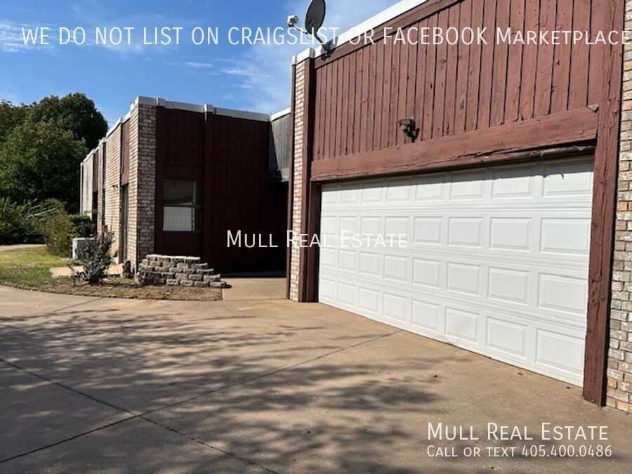 2824 Silvertree Drive - Photo 3 of 37