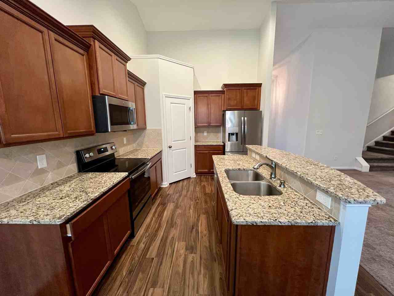 112 Wynfair Ct - Photo 7 of 23