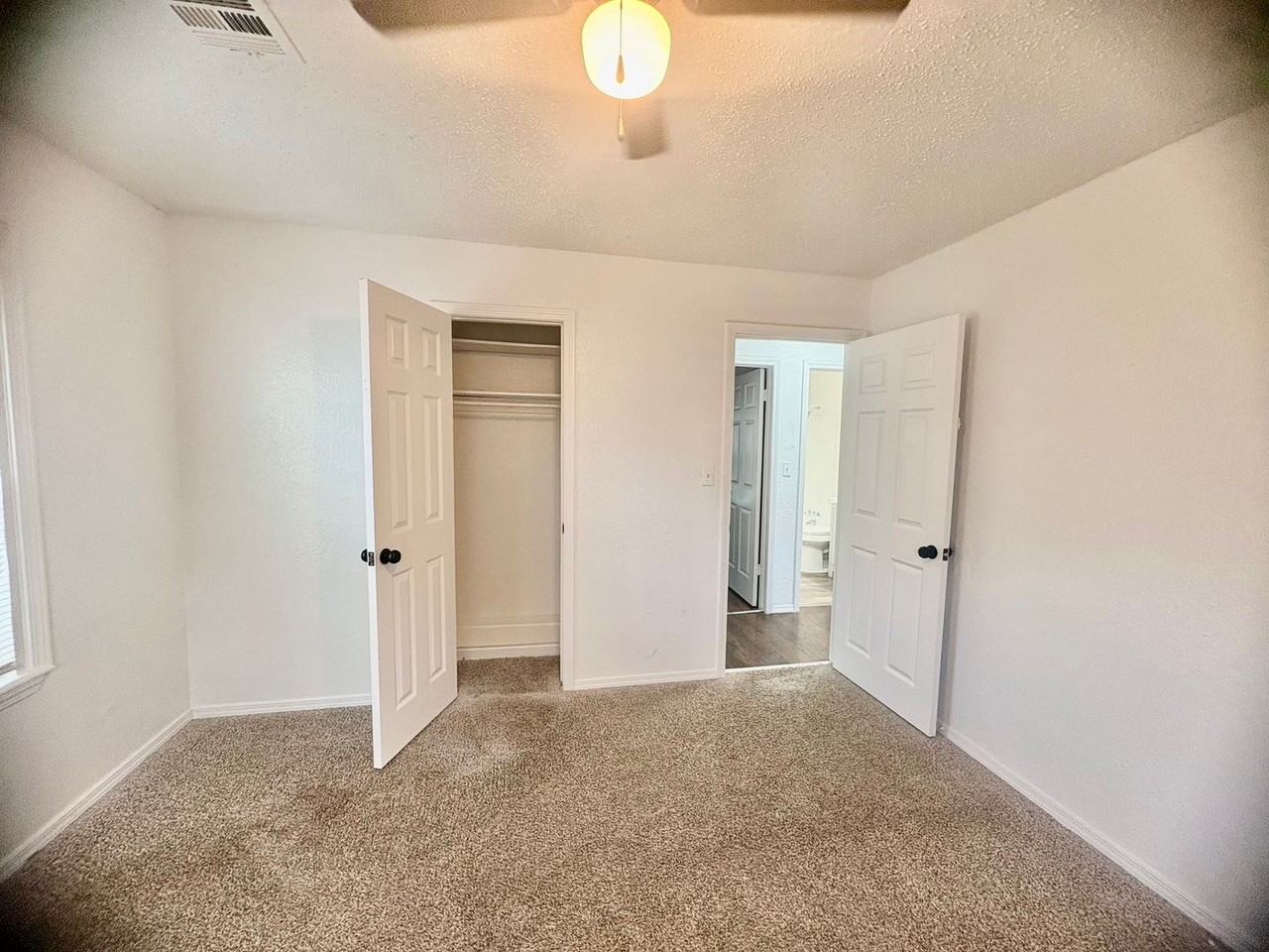 1228 Parkway Drive - Photo 7 of 20