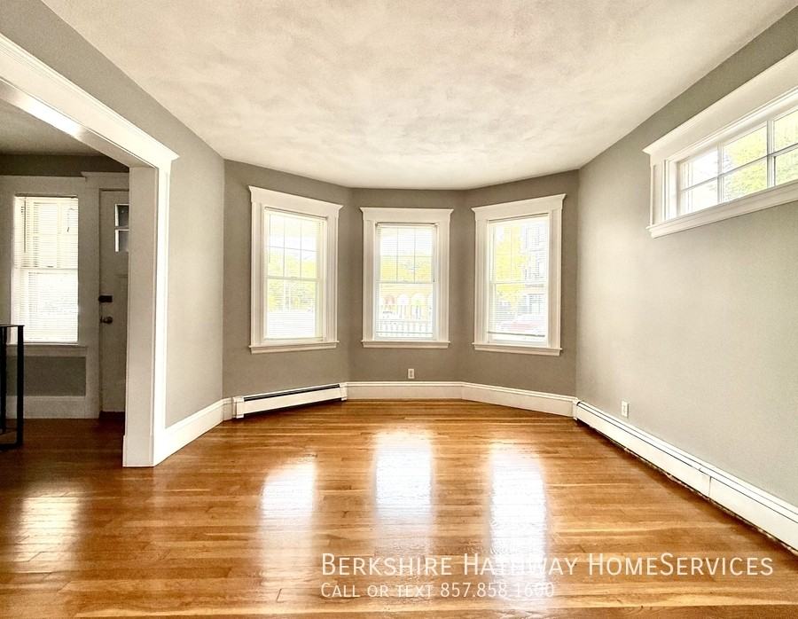 881 Broadway #2 - Photo 5 of 12