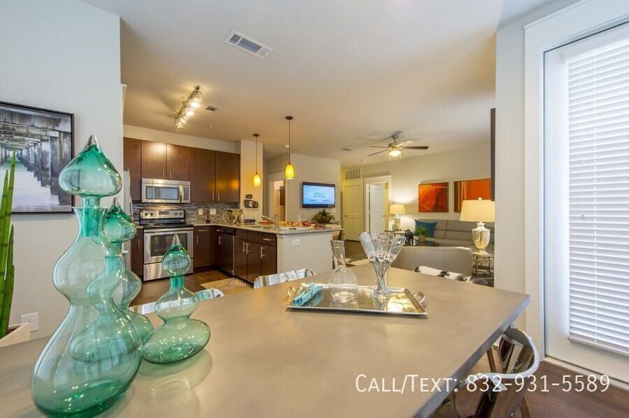 9800 Cypresswood Dr #SMAS - Photo 2 of 11