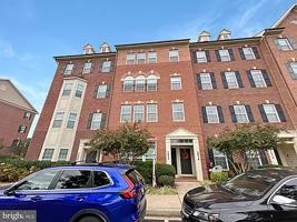 featured image of 3632 Holborn Pl #3632