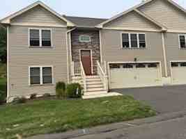 featured image of 717 Northampton St #72