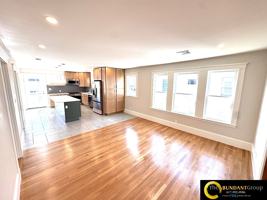 featured image of 14 White St #2